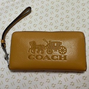 COACH Horse & Carriage Accordion Zip Wallet - Honeycomb